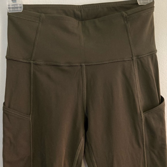 Dark Olive Fast and Free tights - Picture 3 of 5